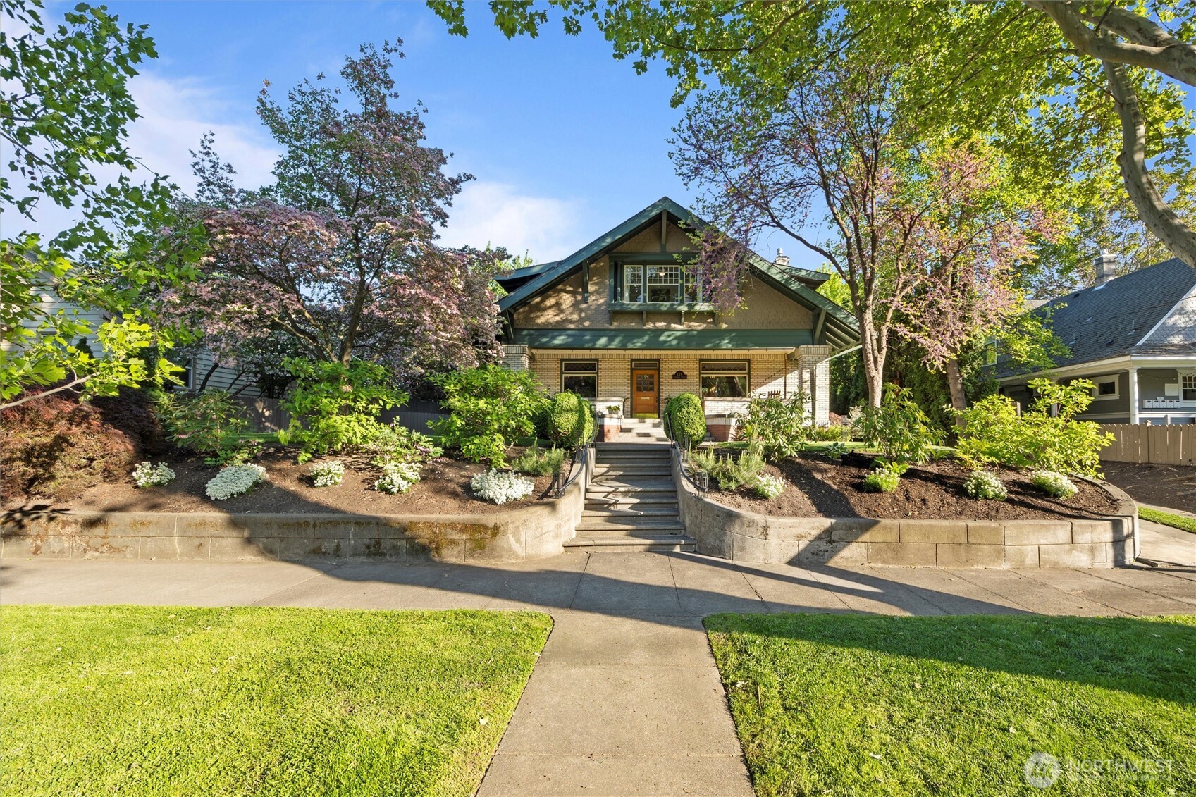 124 Whitman Street Property Photo