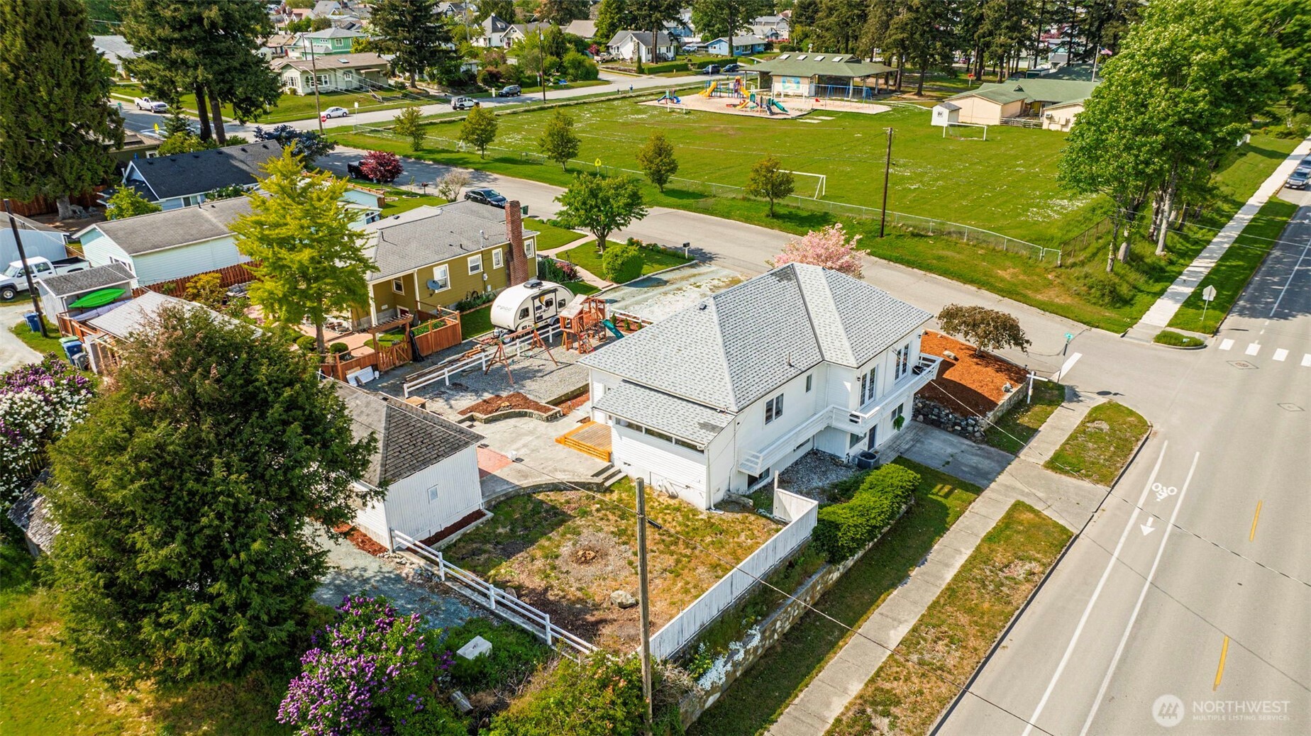 1301 14th Street Property Photo 4