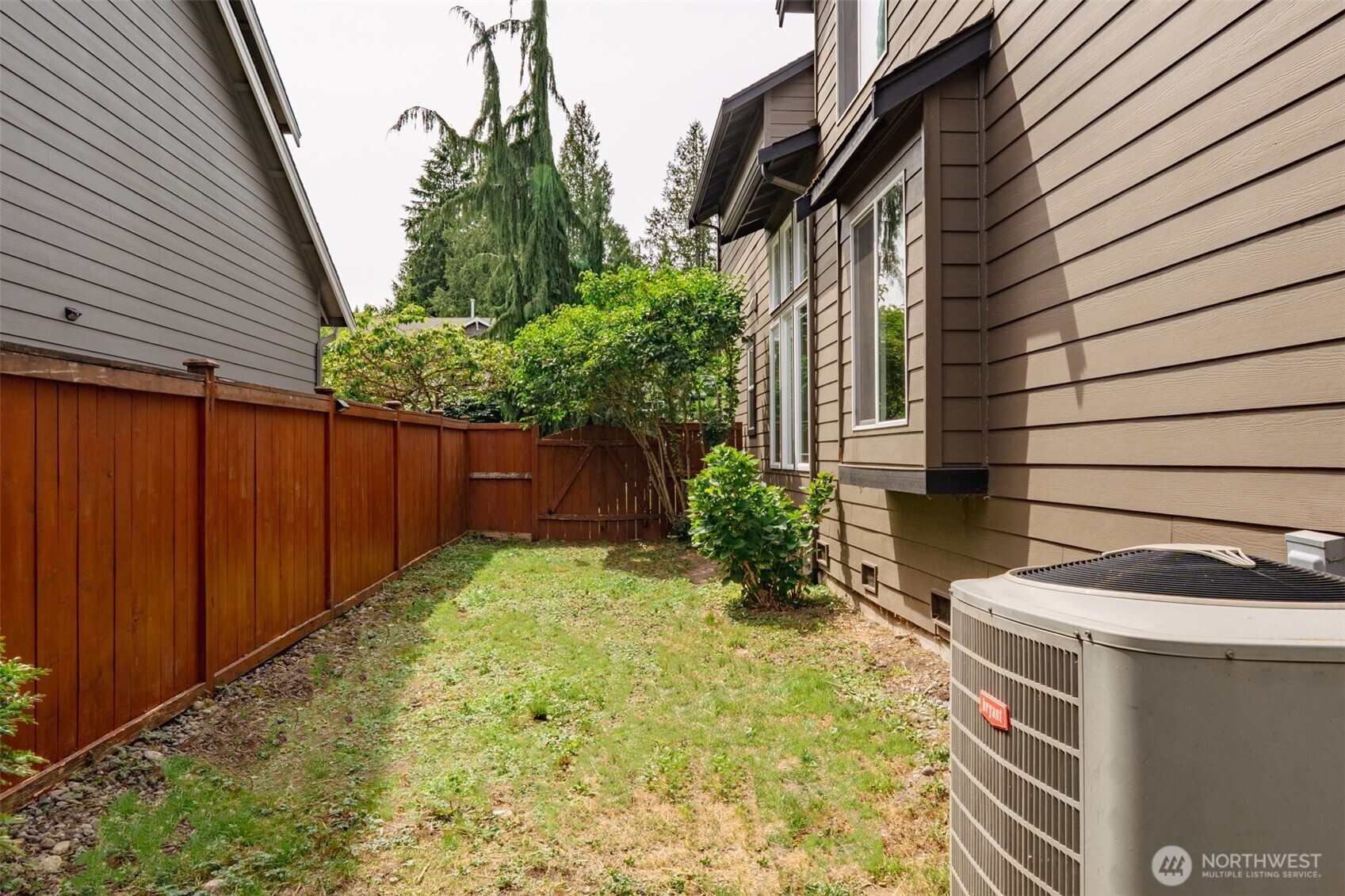 15927 35th Drive Property Photo 34