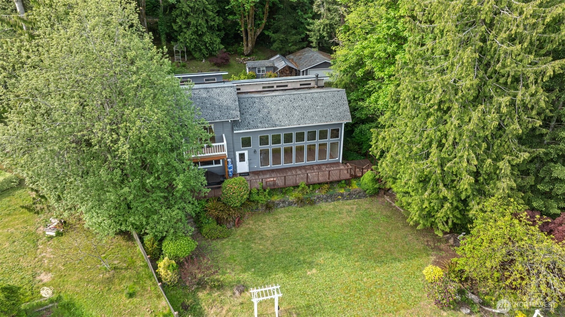 15014 Starr Road Property Photo 2