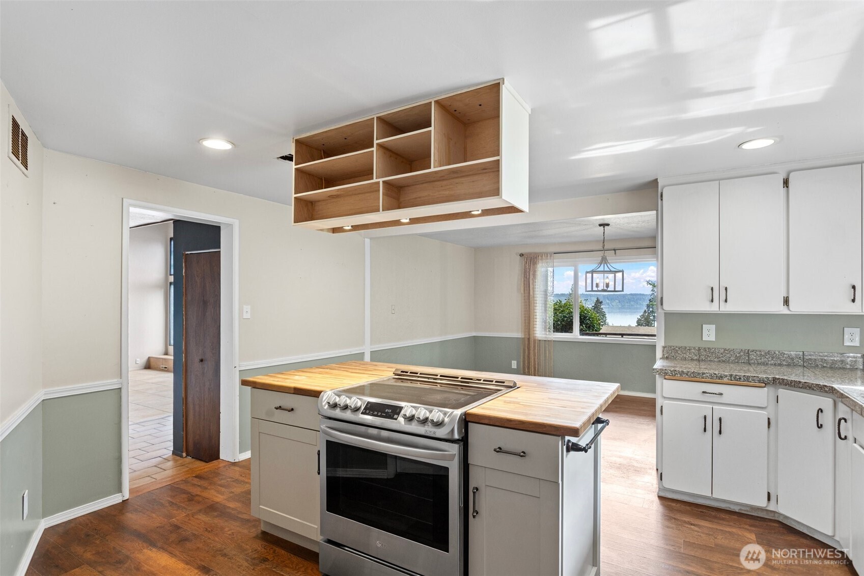 15014 Starr Road Property Photo 8
