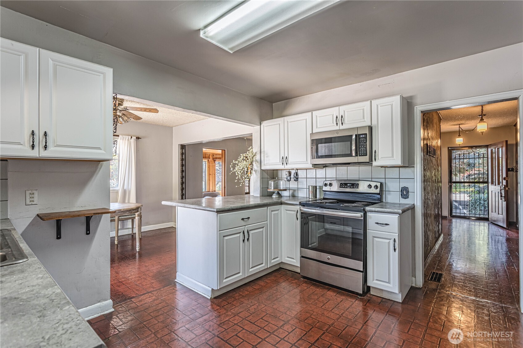 1314 Walnut Street Property Photo 7