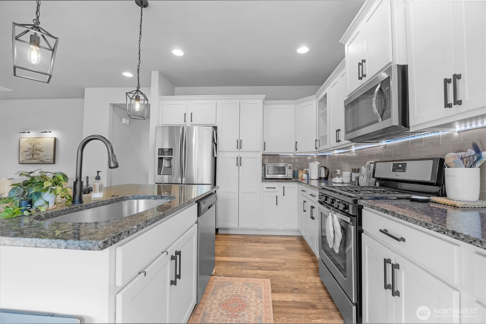 2226 Cady Drive Property Photo 4