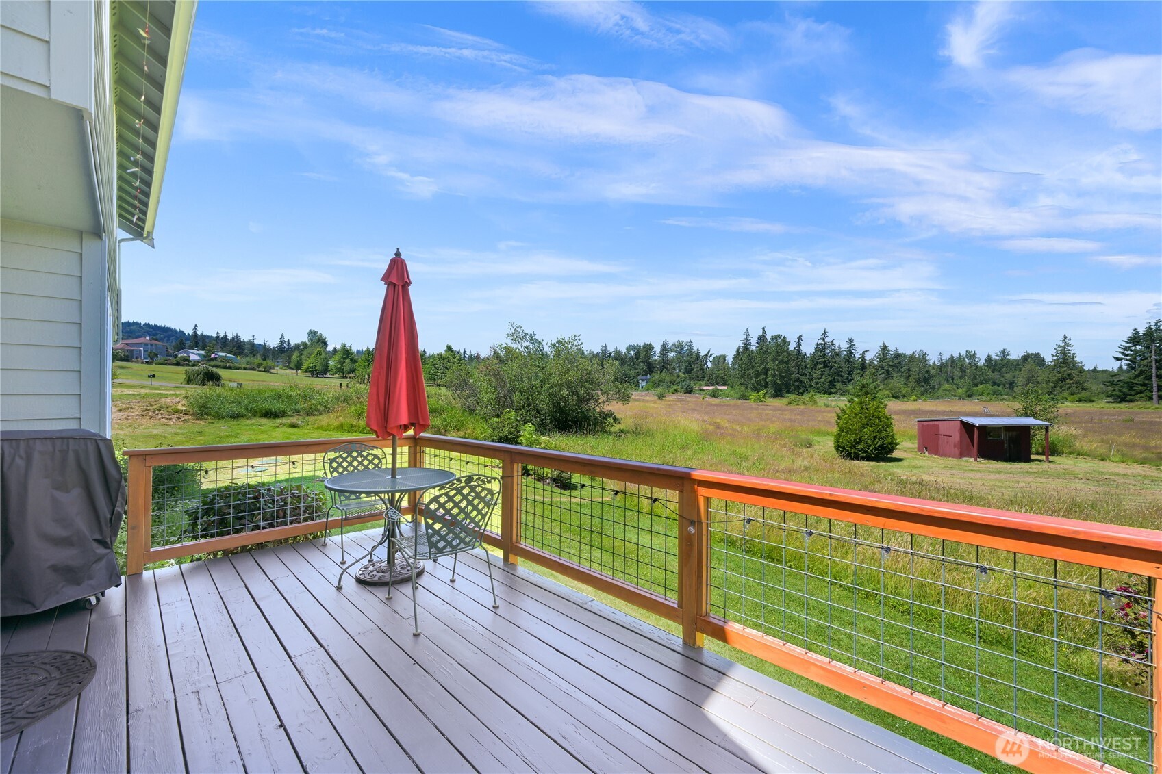 2470 Lee Way Property Photo 5
