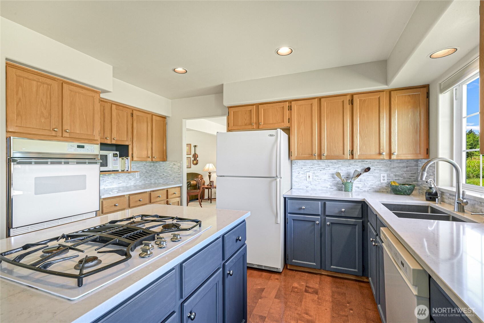 2470 Lee Way Property Photo 19