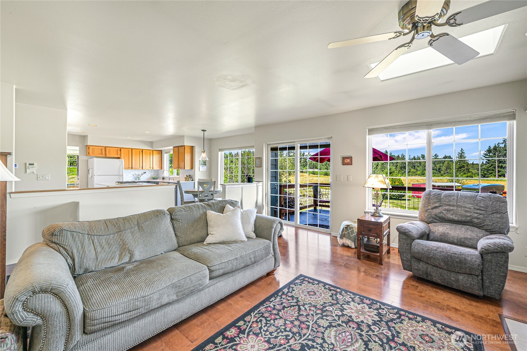2470 Lee Way Property Photo 25