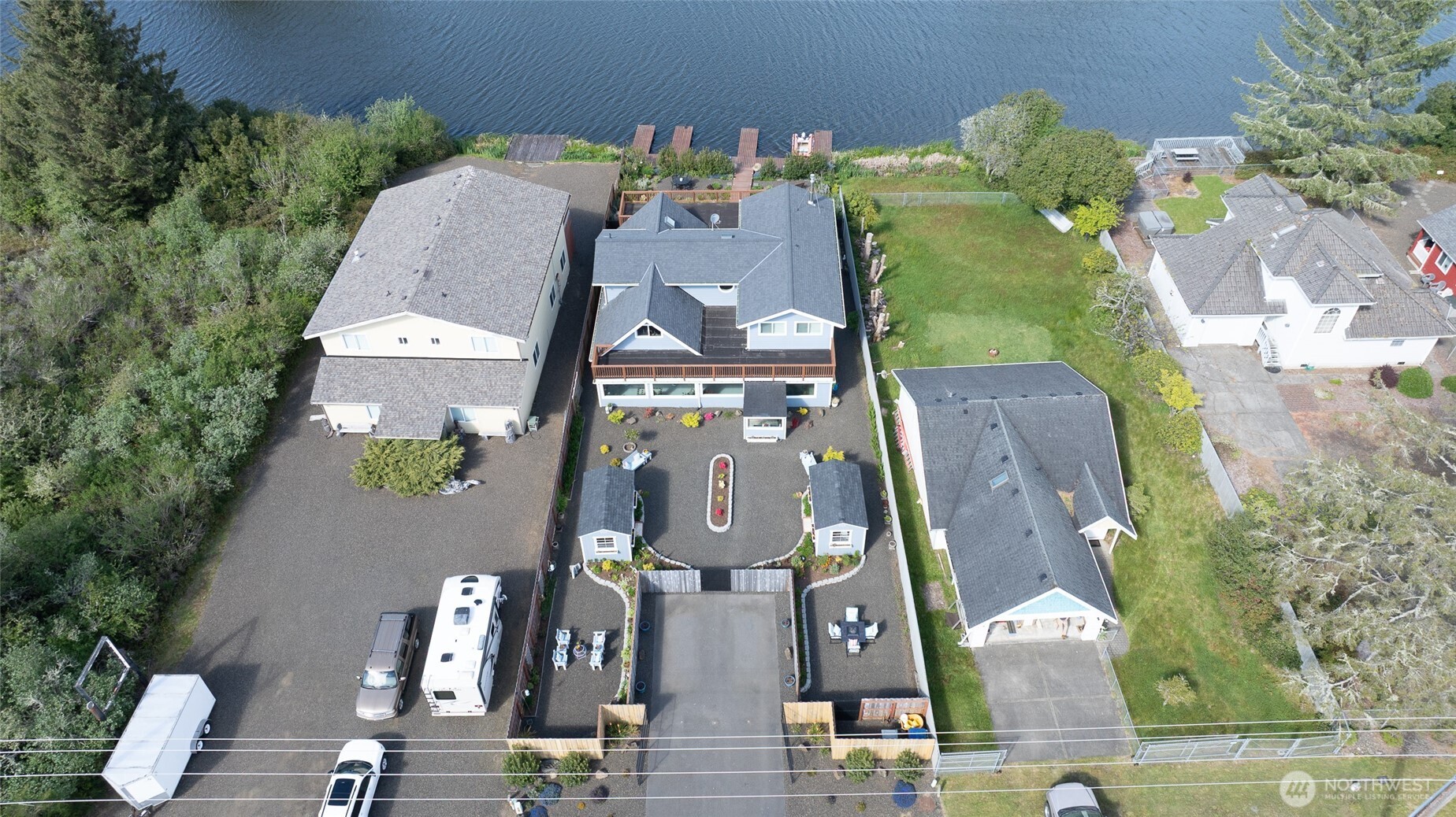 952 Point Brown Avenue Property Photo 1