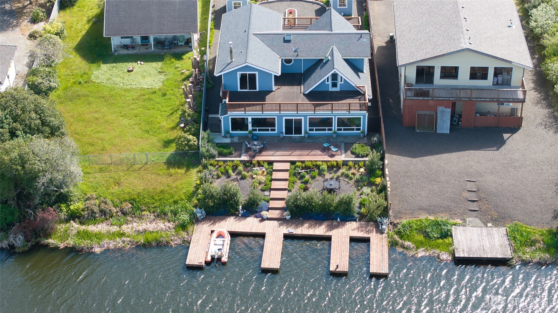 952 Point Brown Avenue Property Photo 37