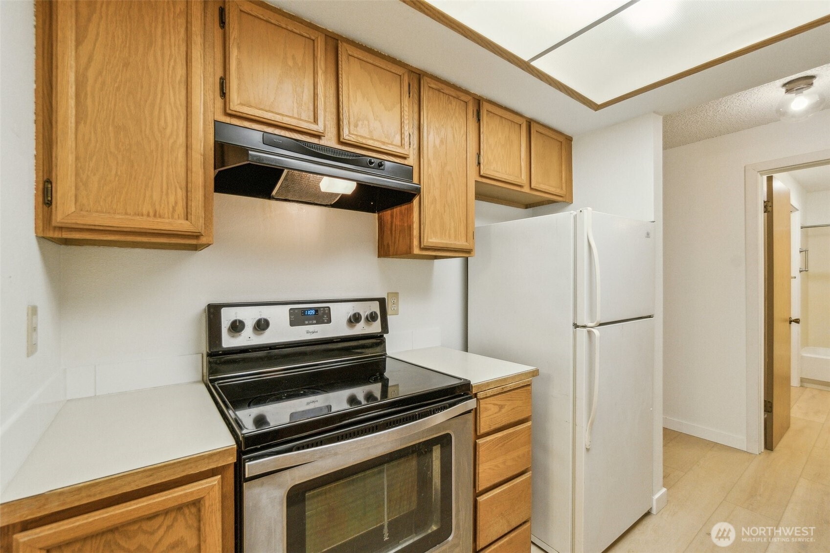 13717 Linden Avenue 231 Property Photo 11