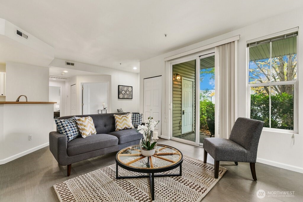 5286 236th Place Property Photo