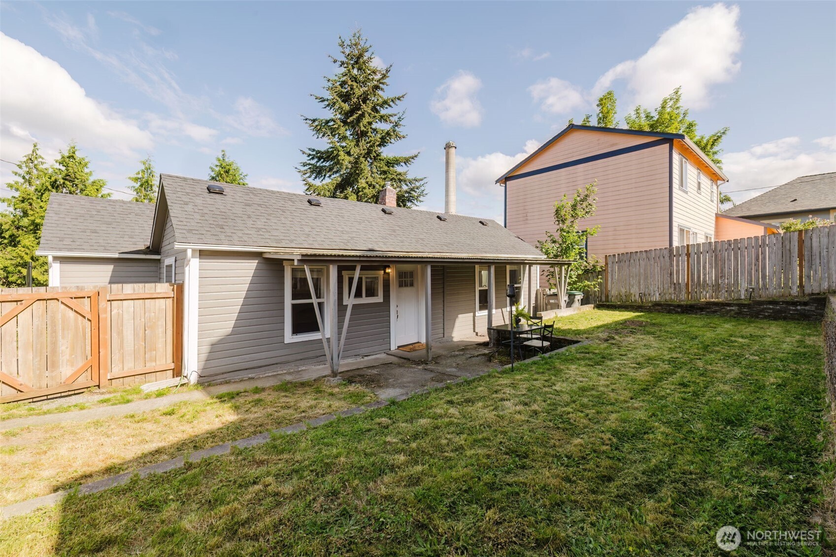 2911 Farragut Street Property Photo
