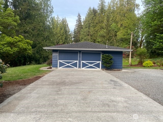 14325 243rd Avenue Property Photo 5