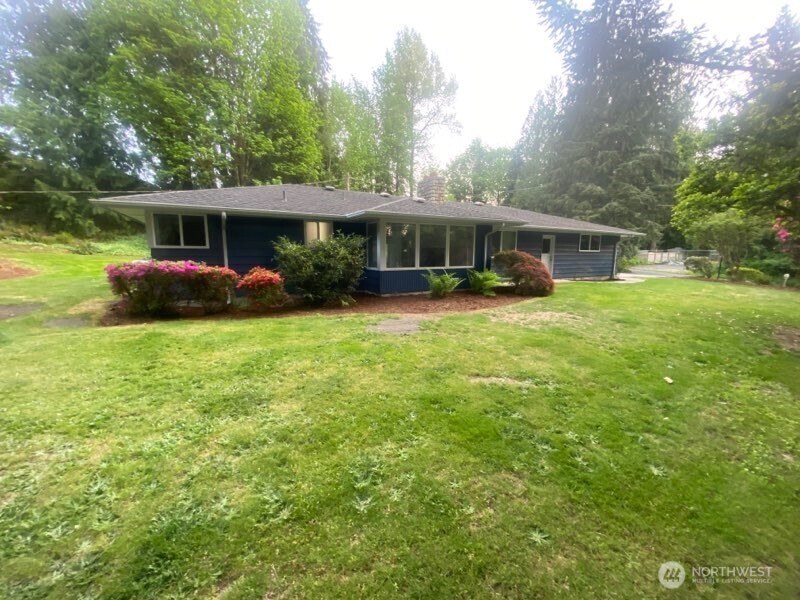 14325 243rd Avenue Property Photo 6