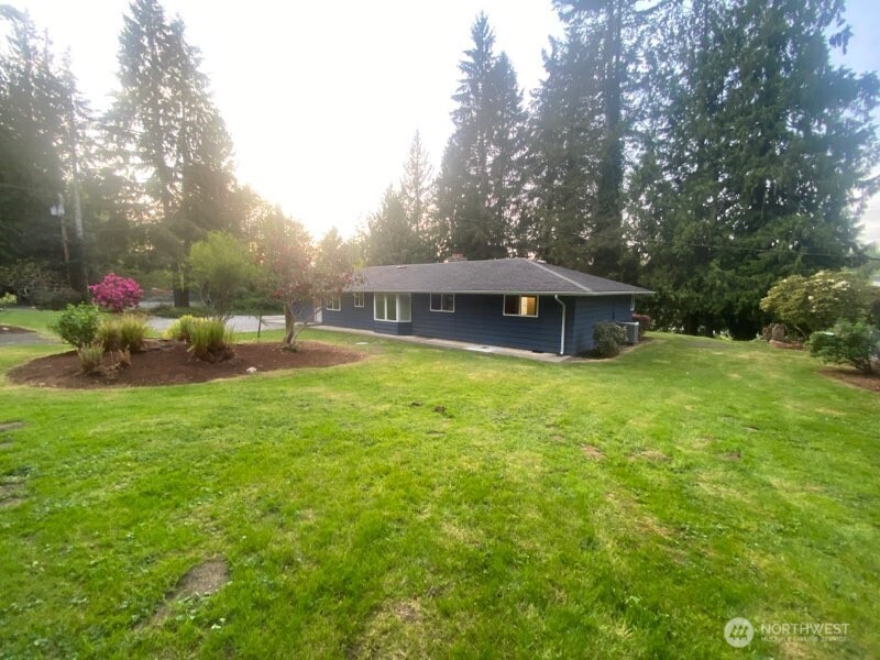 14325 243rd Avenue Property Photo 7