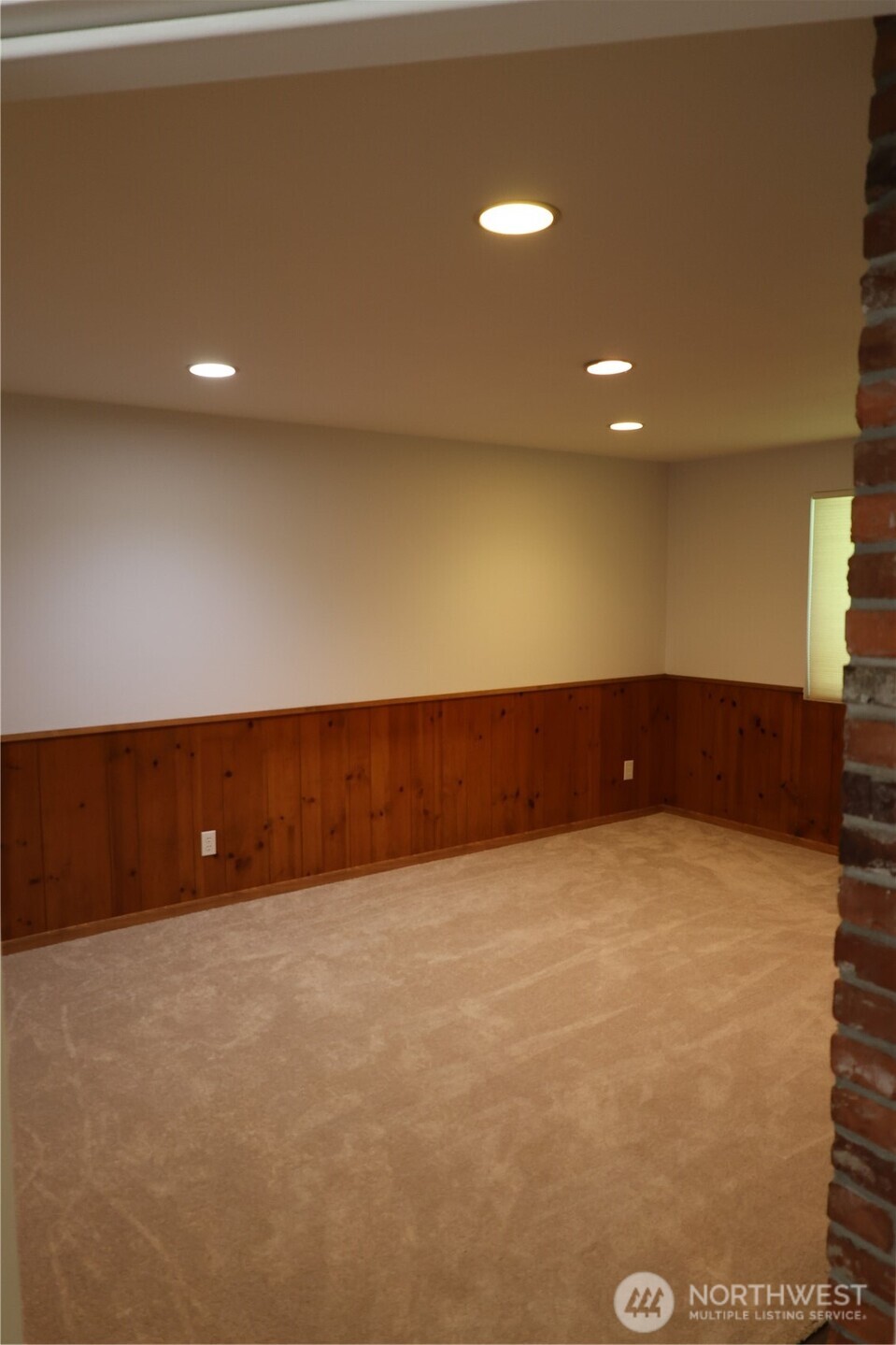 14325 243rd Avenue Property Photo 19