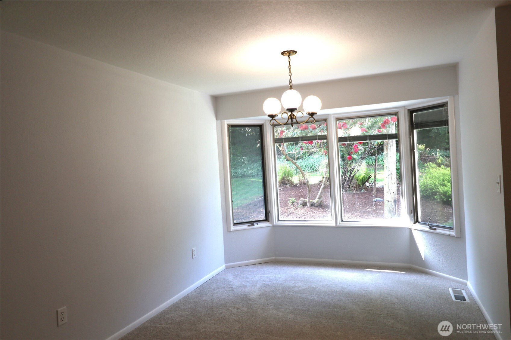 14325 243rd Avenue Property Photo 20