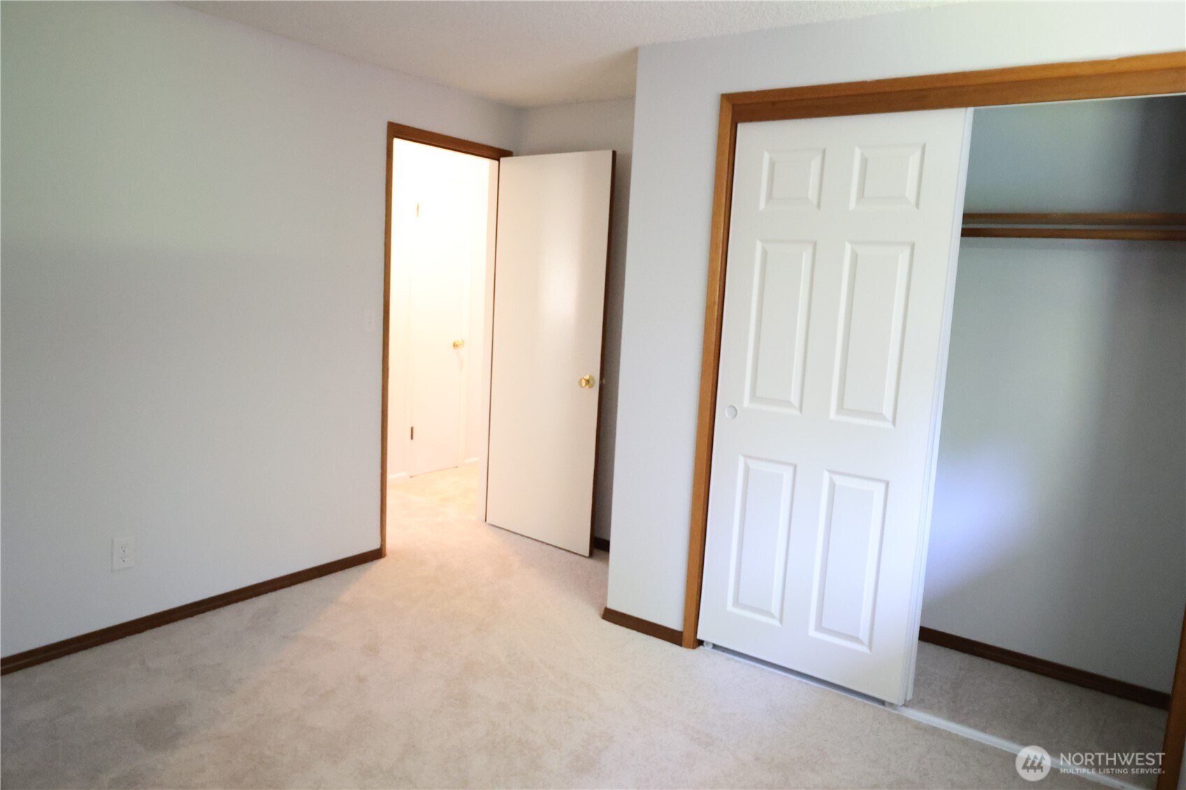 14325 243rd Avenue Property Photo 24