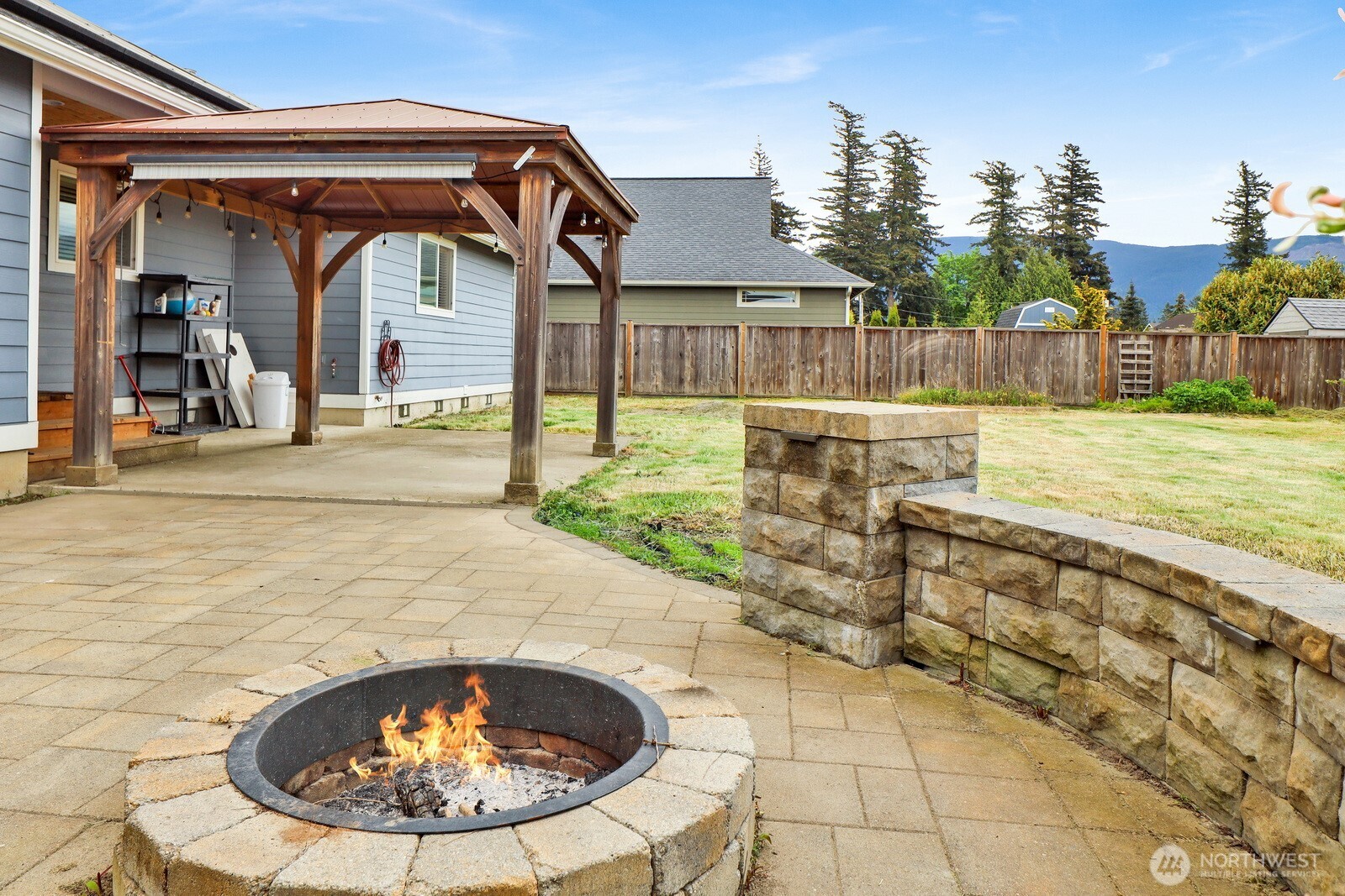 409 Amareen Court Property Photo 8