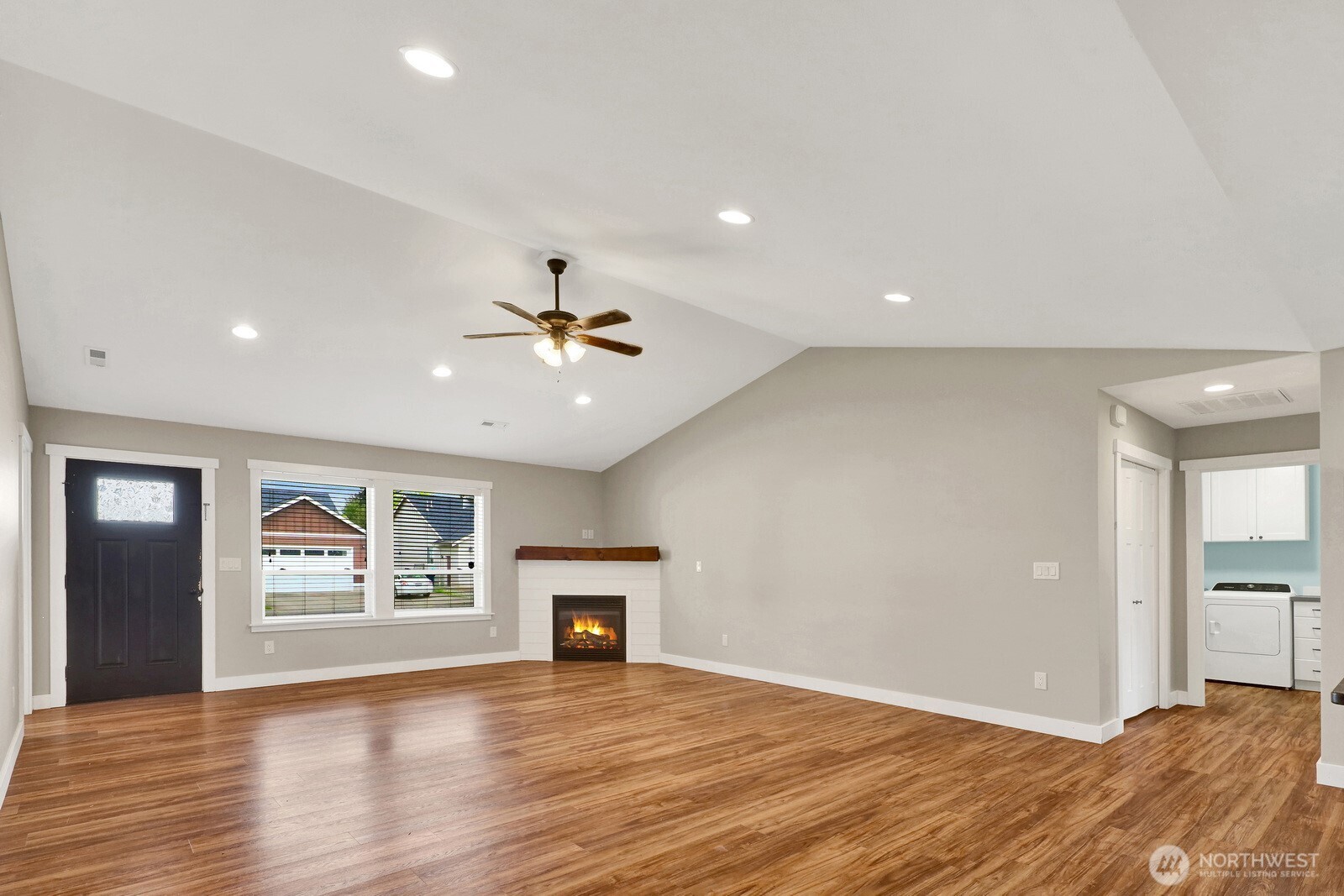 409 Amareen Court Property Photo 14