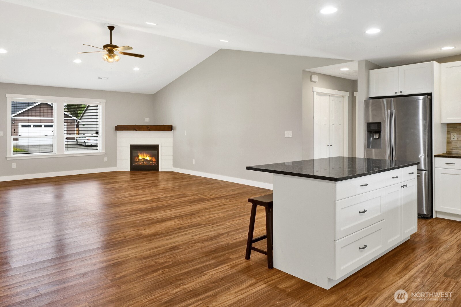 409 Amareen Court Property Photo 22