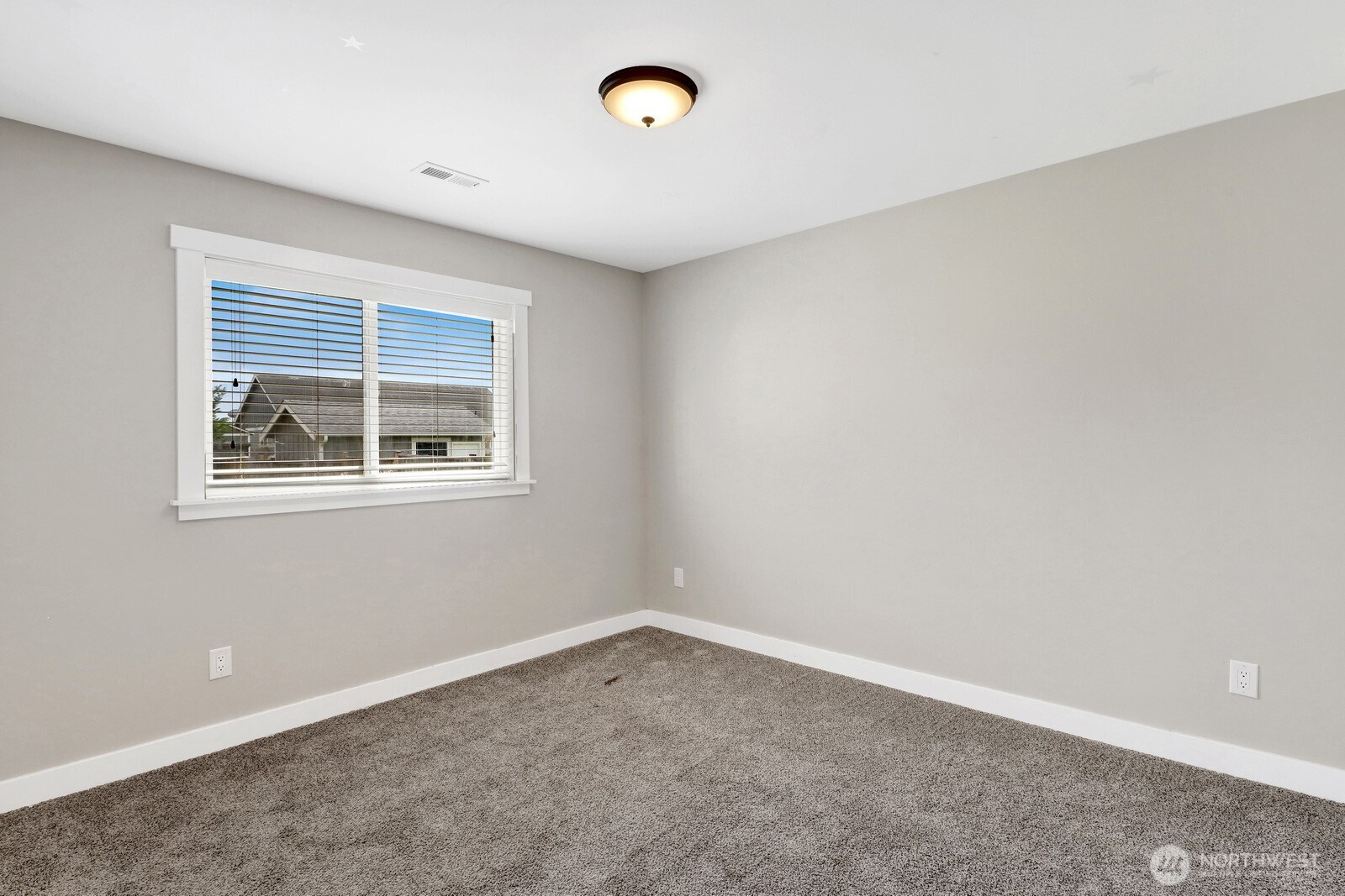 409 Amareen Court Property Photo 29