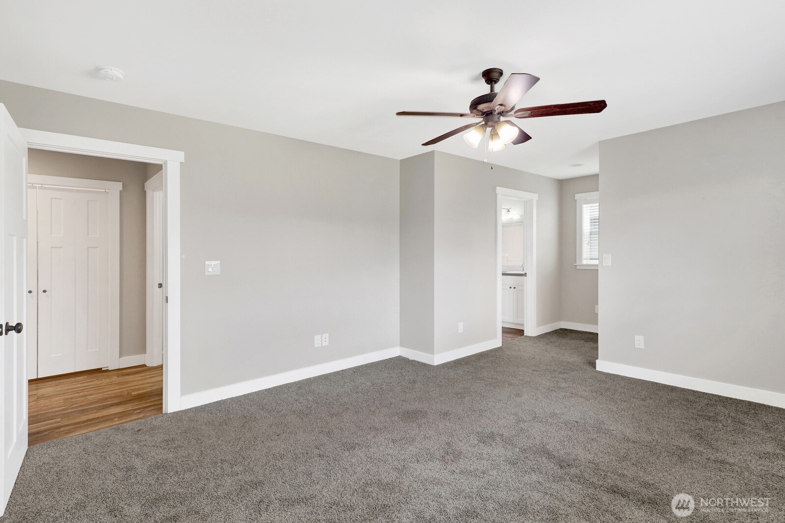 409 Amareen Court Property Photo 32