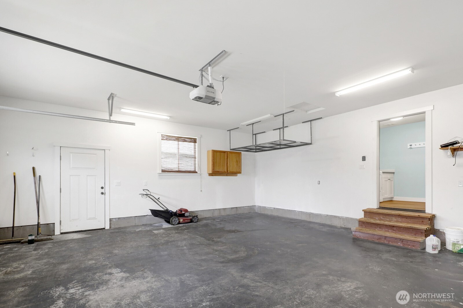 409 Amareen Court Property Photo 38