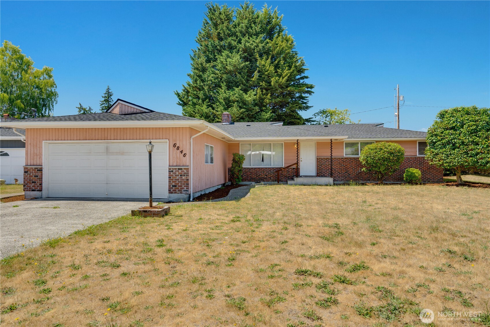 6846 Sonia Street Property Photo 1