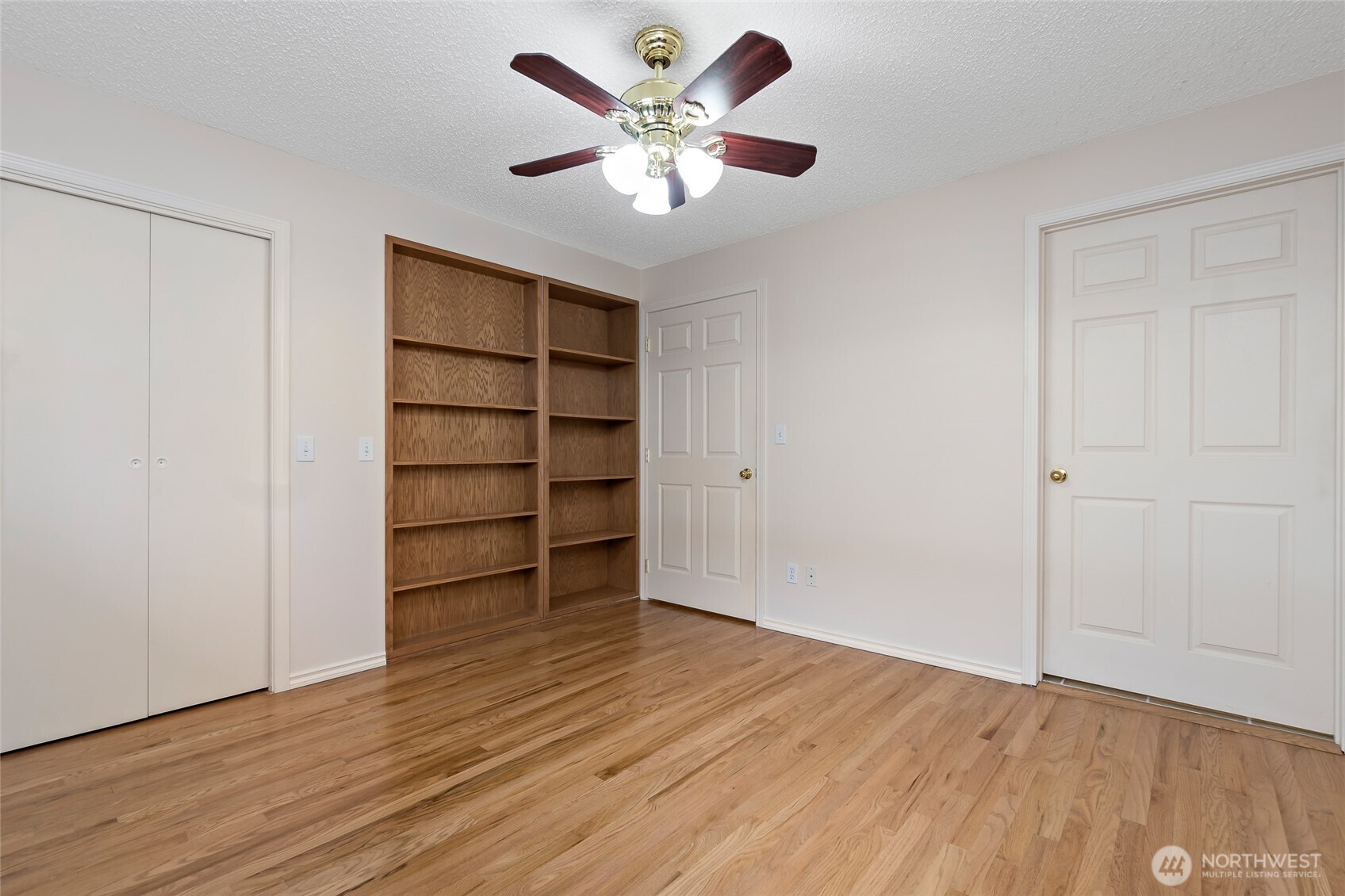 21212 4th Avenue Property Photo 21