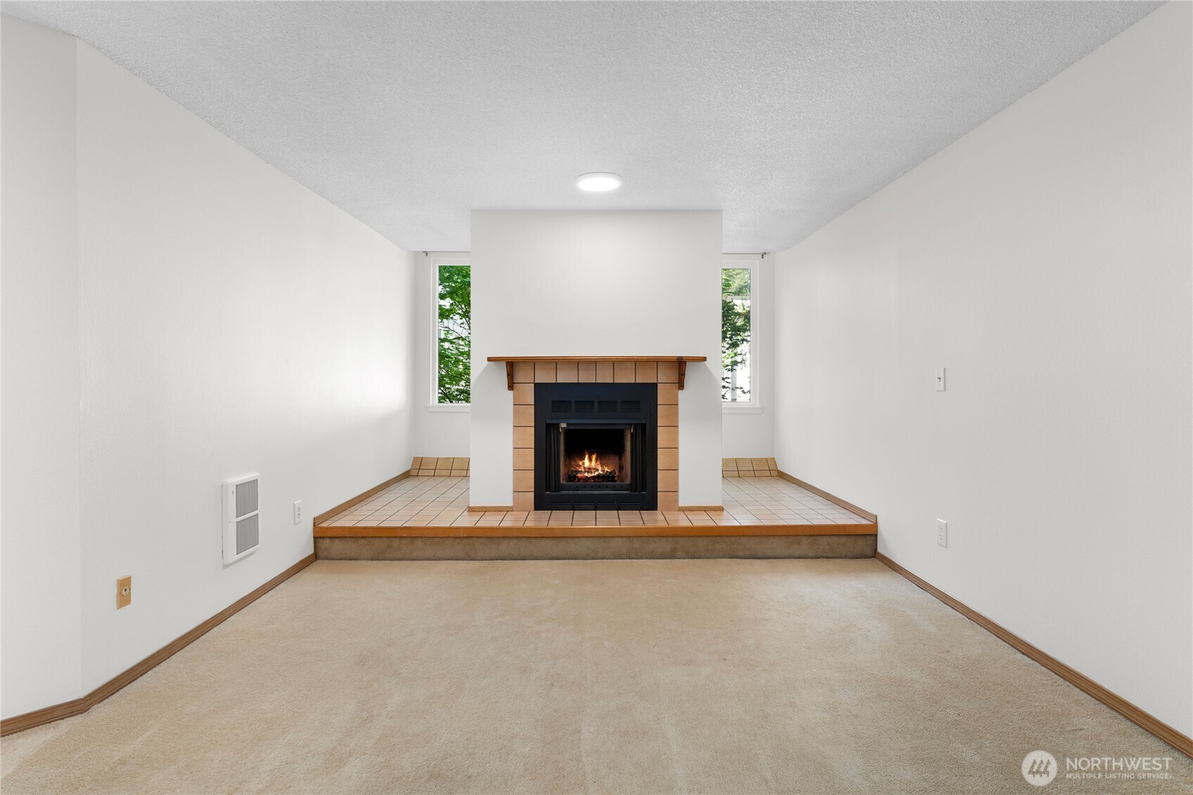 13717 Linden Avenue 210 Property Photo 12