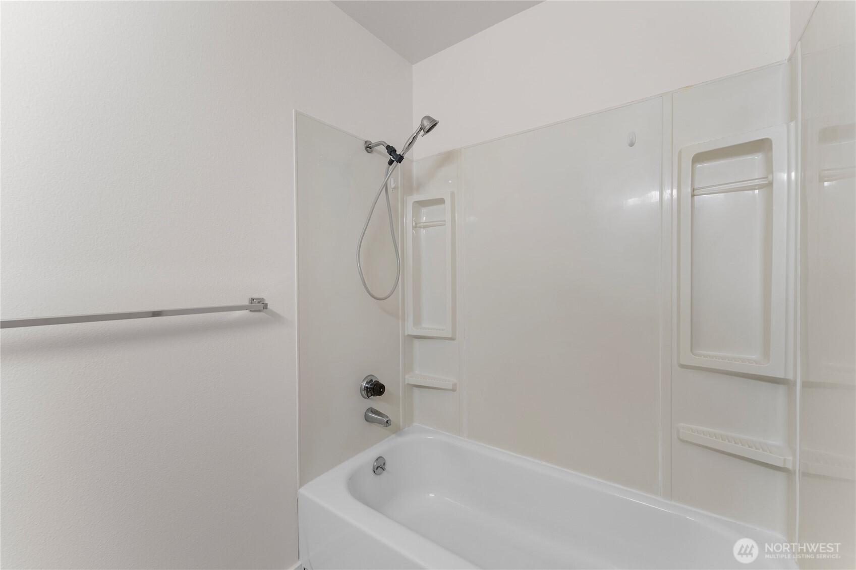 13717 Linden Avenue 210 Property Photo 17