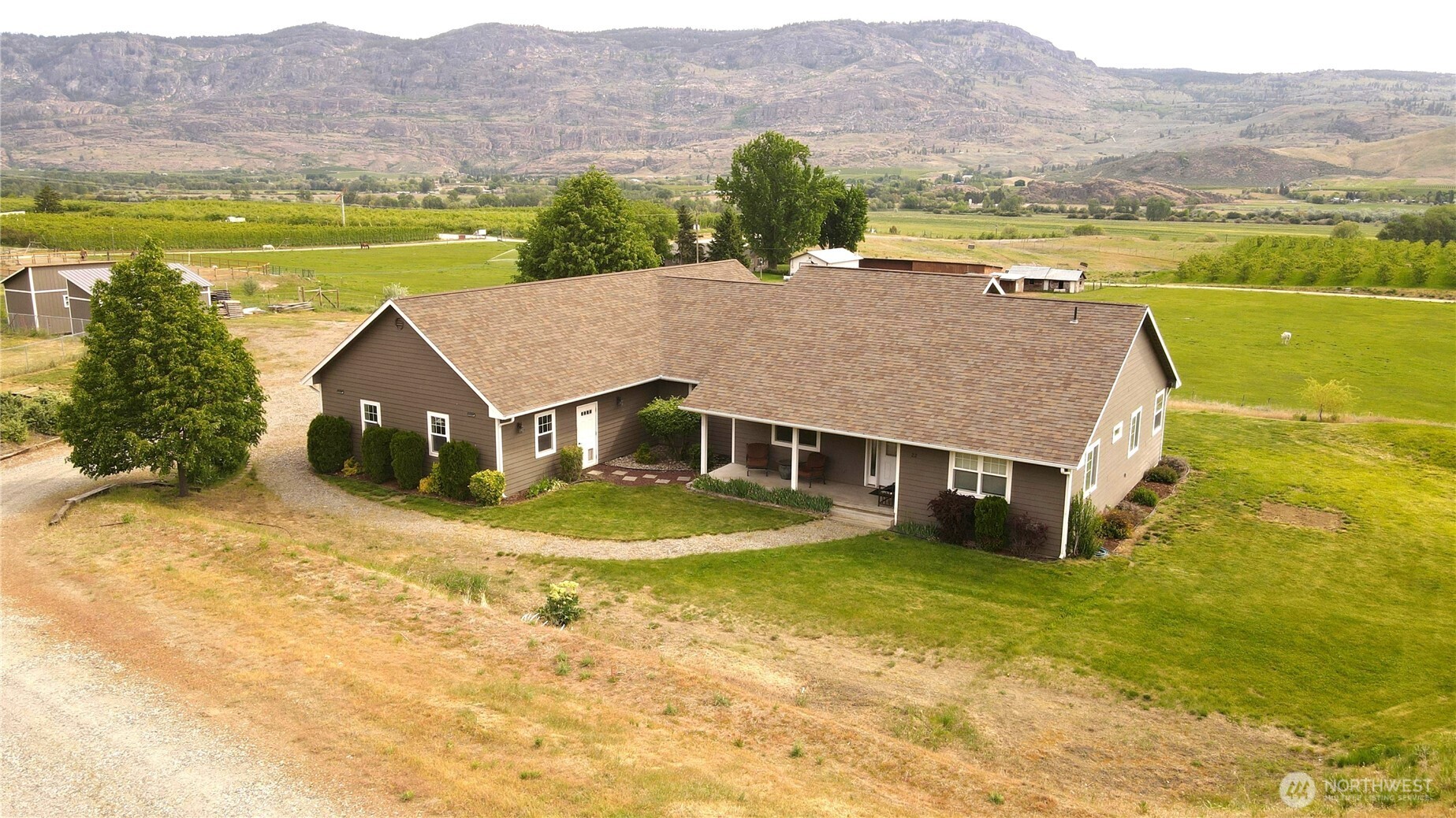 22 Rooster Flats Road Property Photo 1