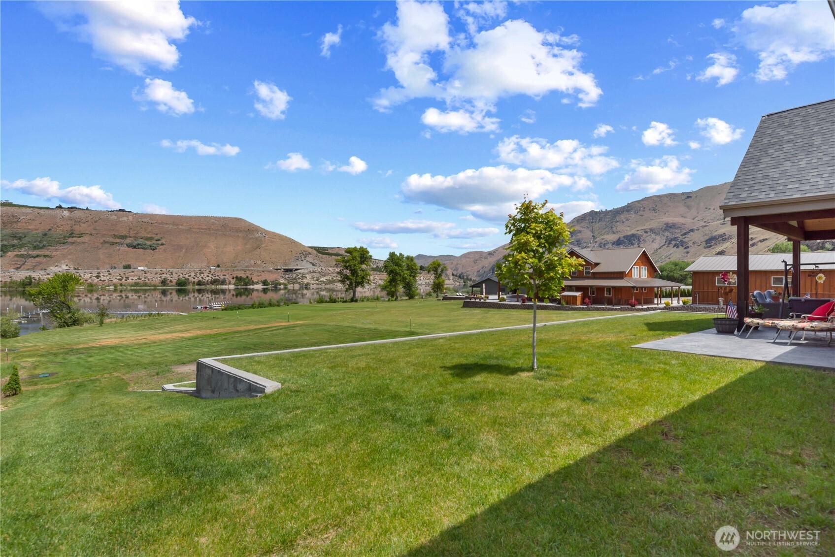 179 N Shore Drive Property Photo 19