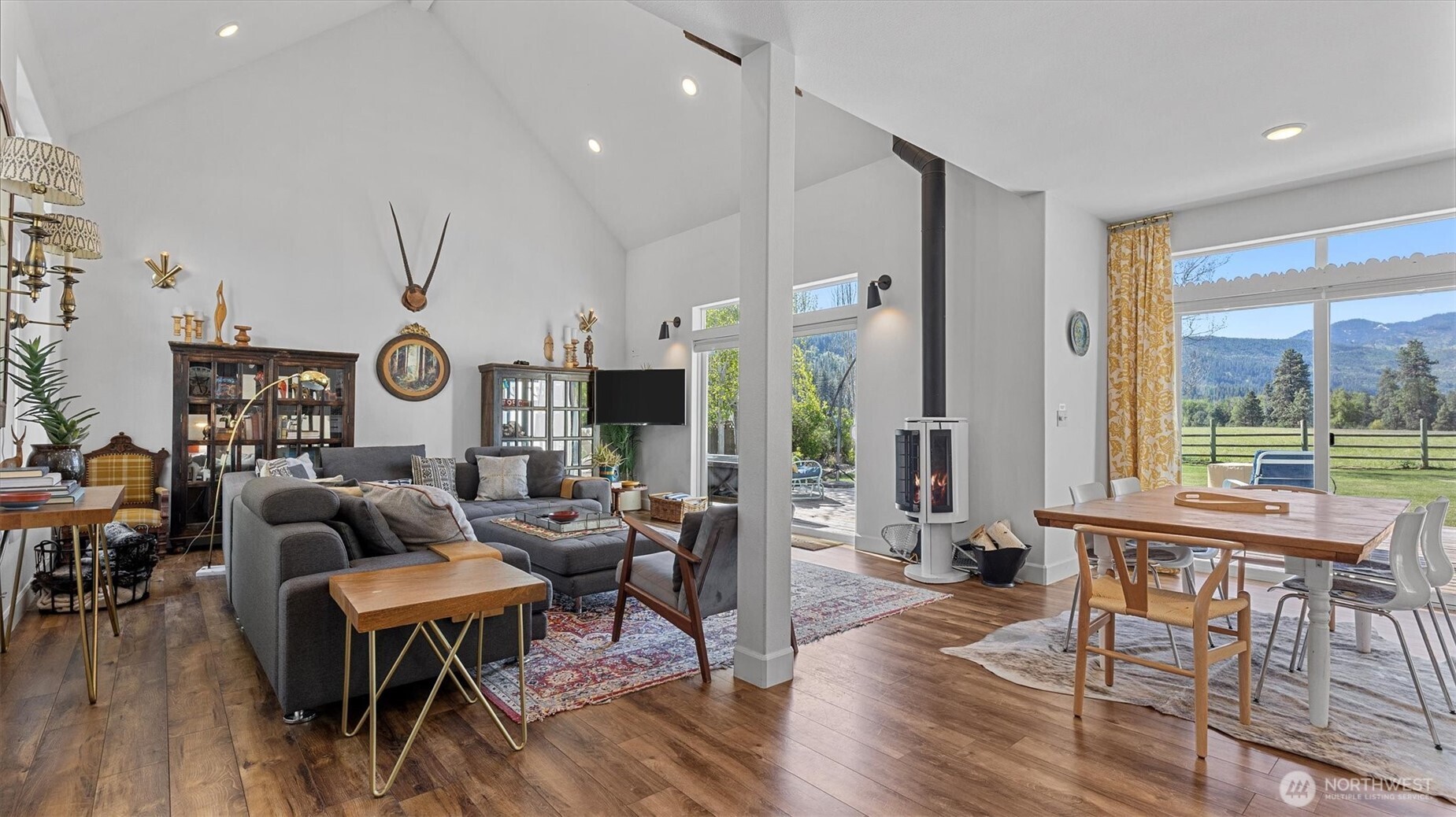 175 Joyful Place Property Photo 8