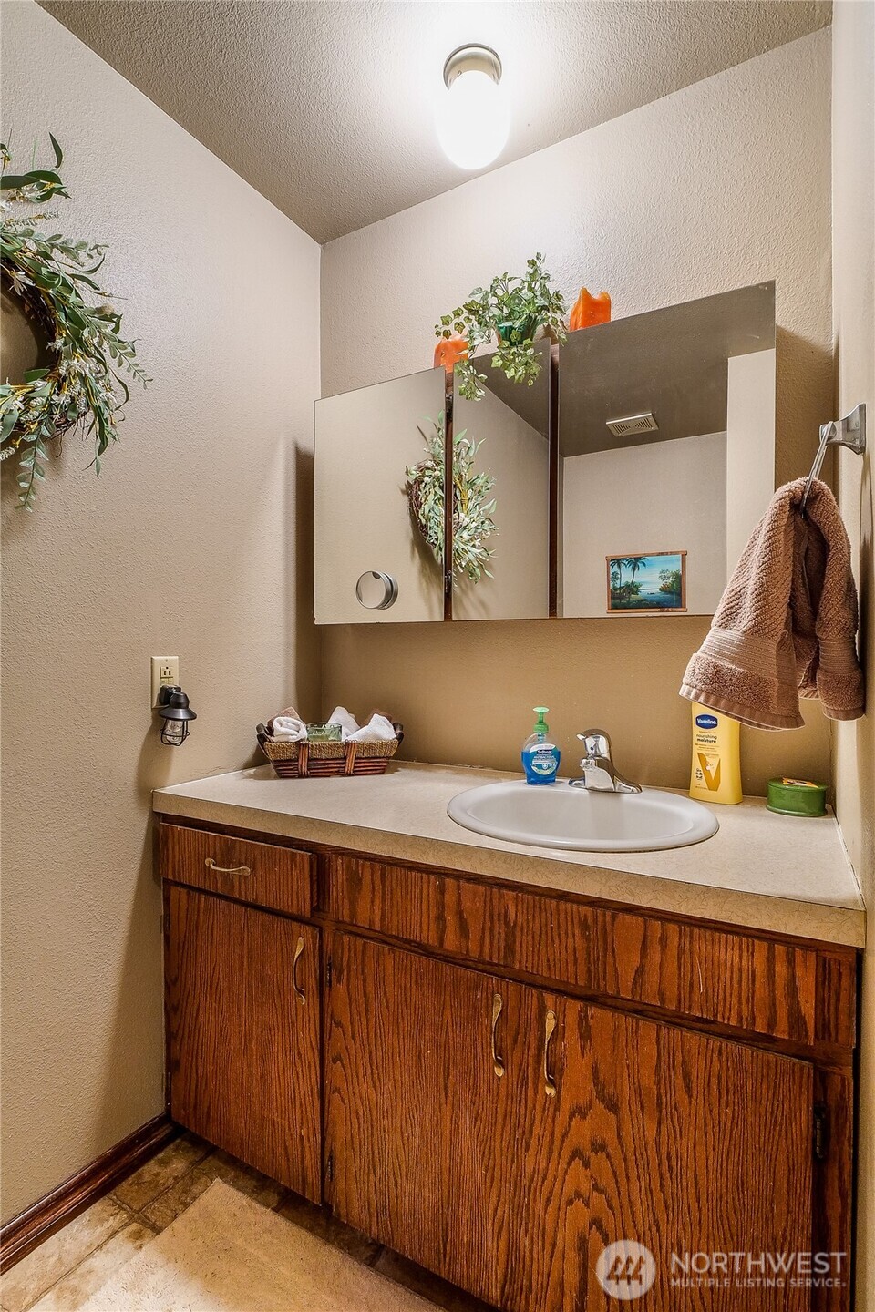 4321 W Lakeshore Drive Property Photo 15