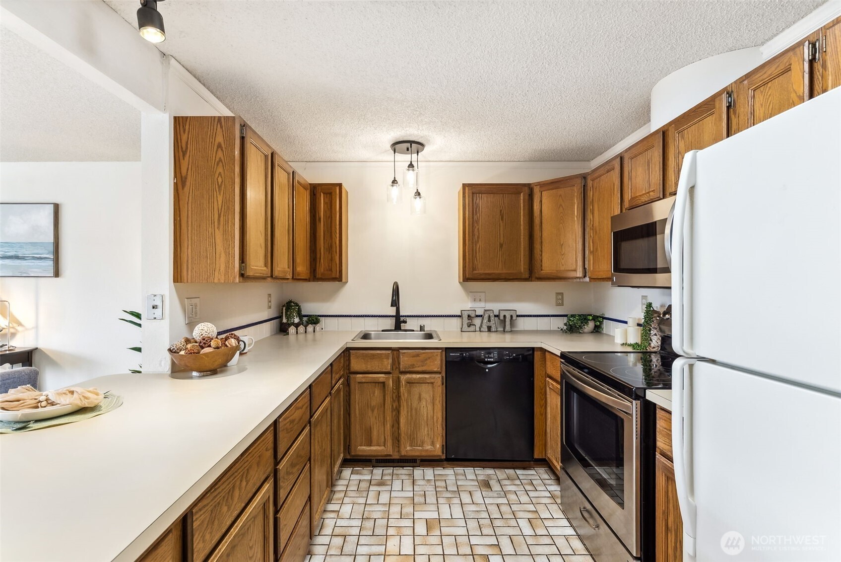 9092 Washington Avenue 6 Property Photo 13
