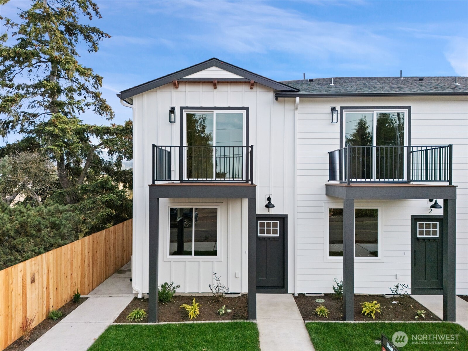 669 W Hendrickson 1 Property Photo 1