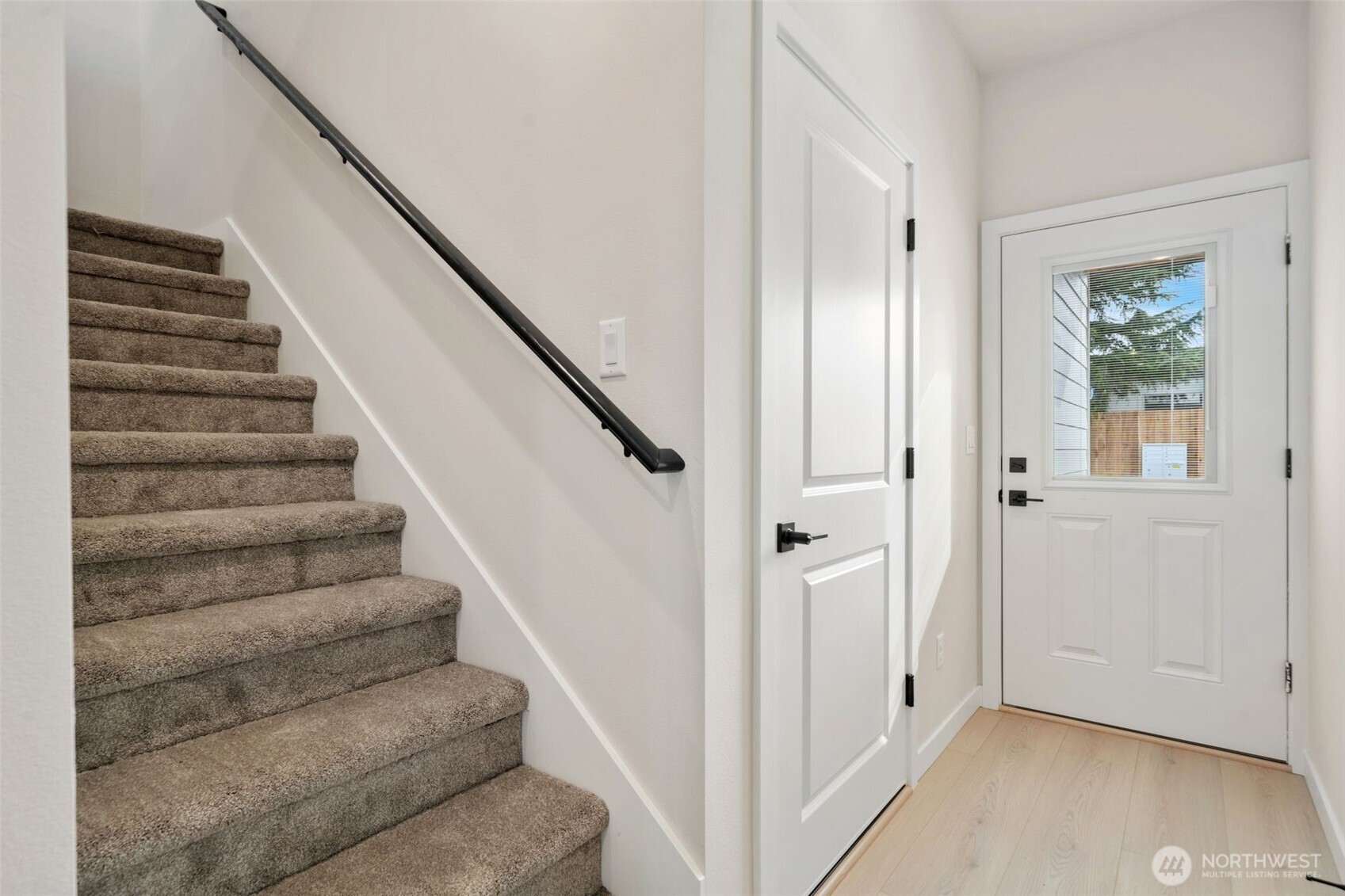 669 W Hendrickson 1 Property Photo 11