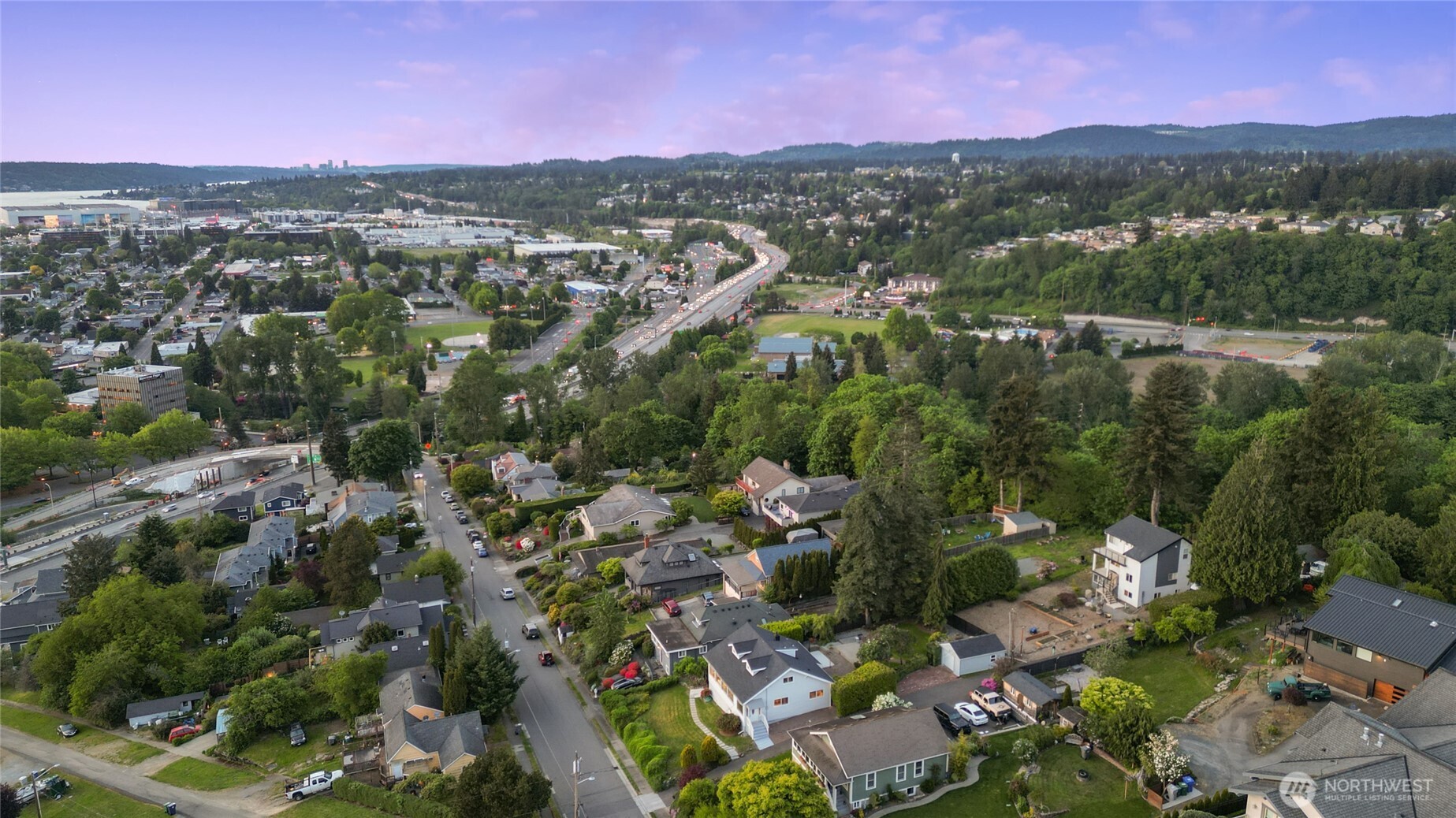 420 Renton Avenue Property Photo 37