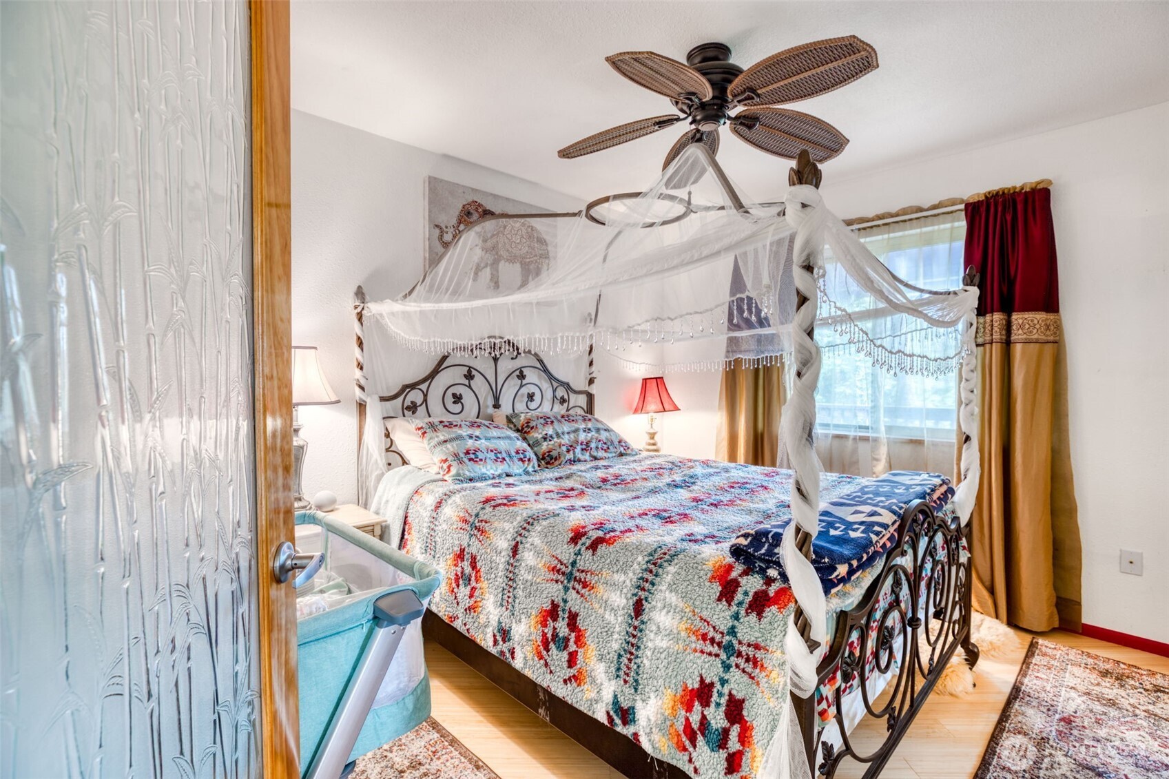 30812 J Place Property Photo 6