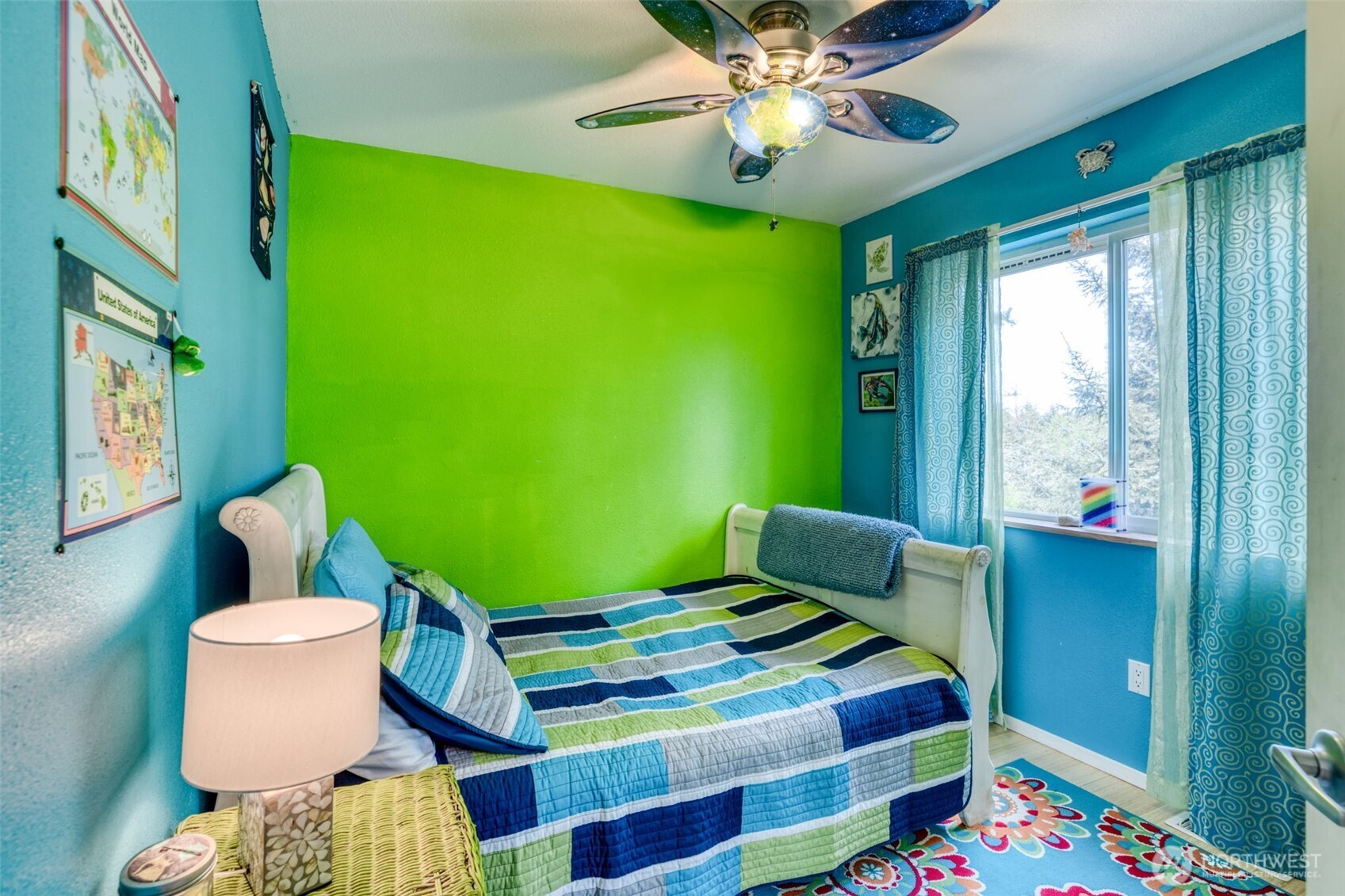 30812 J Place Property Photo 7