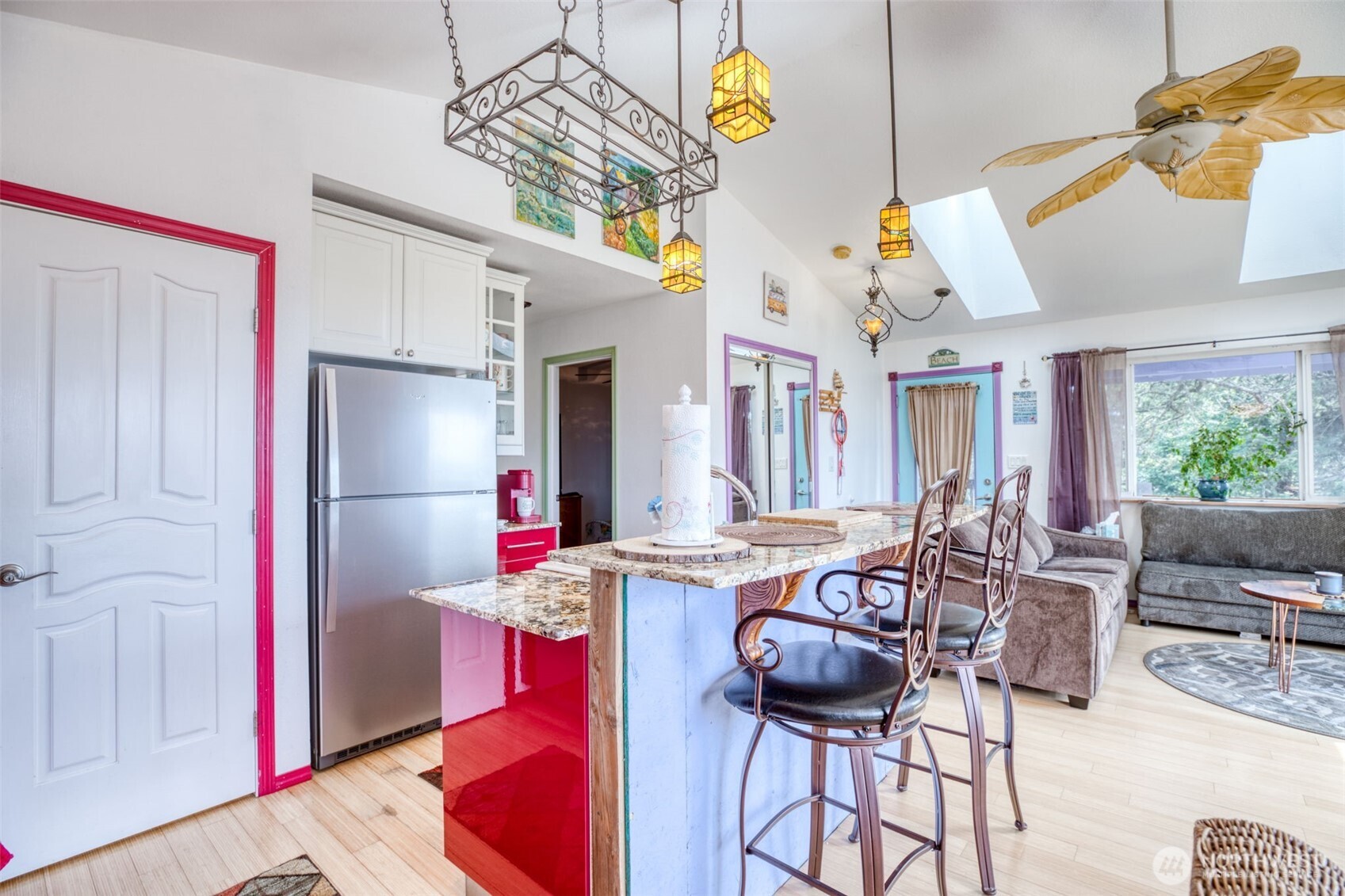 30812 J Place Property Photo 12