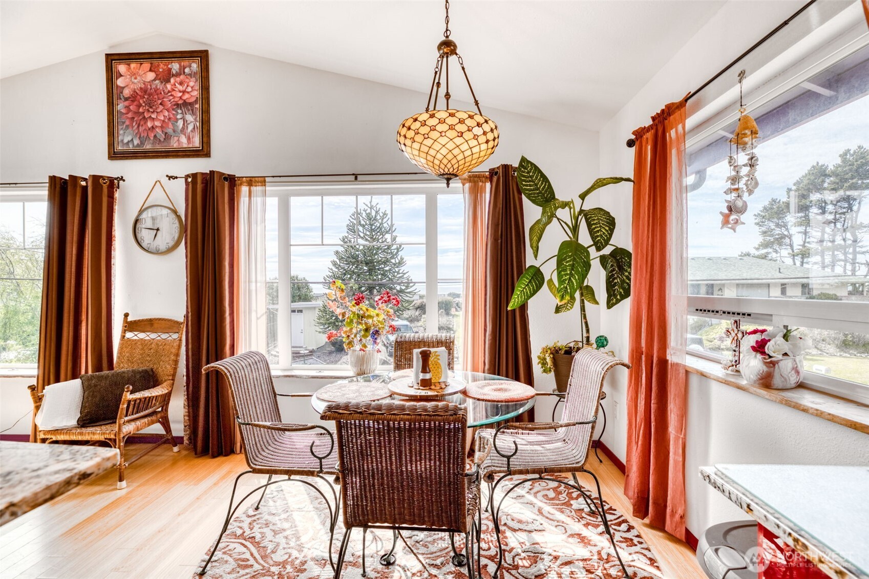 30812 J Place Property Photo 13