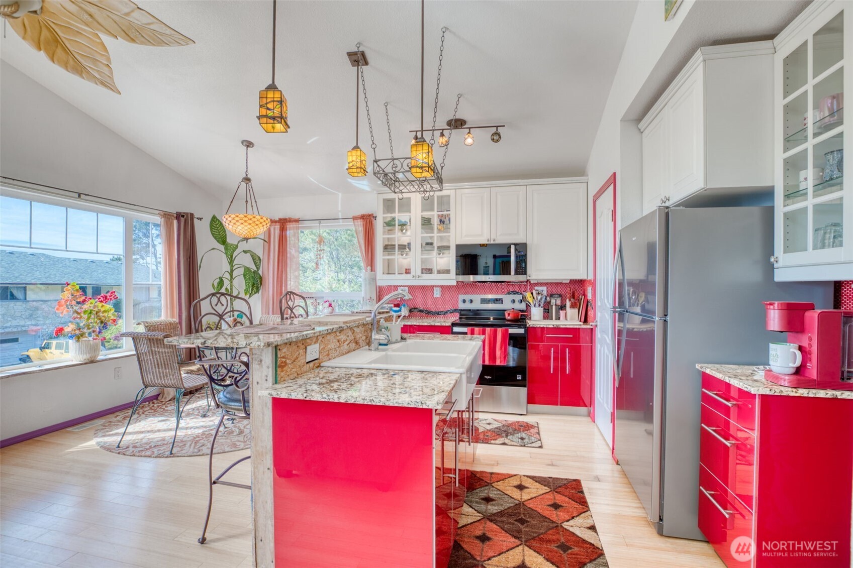 30812 J Place Property Photo 16