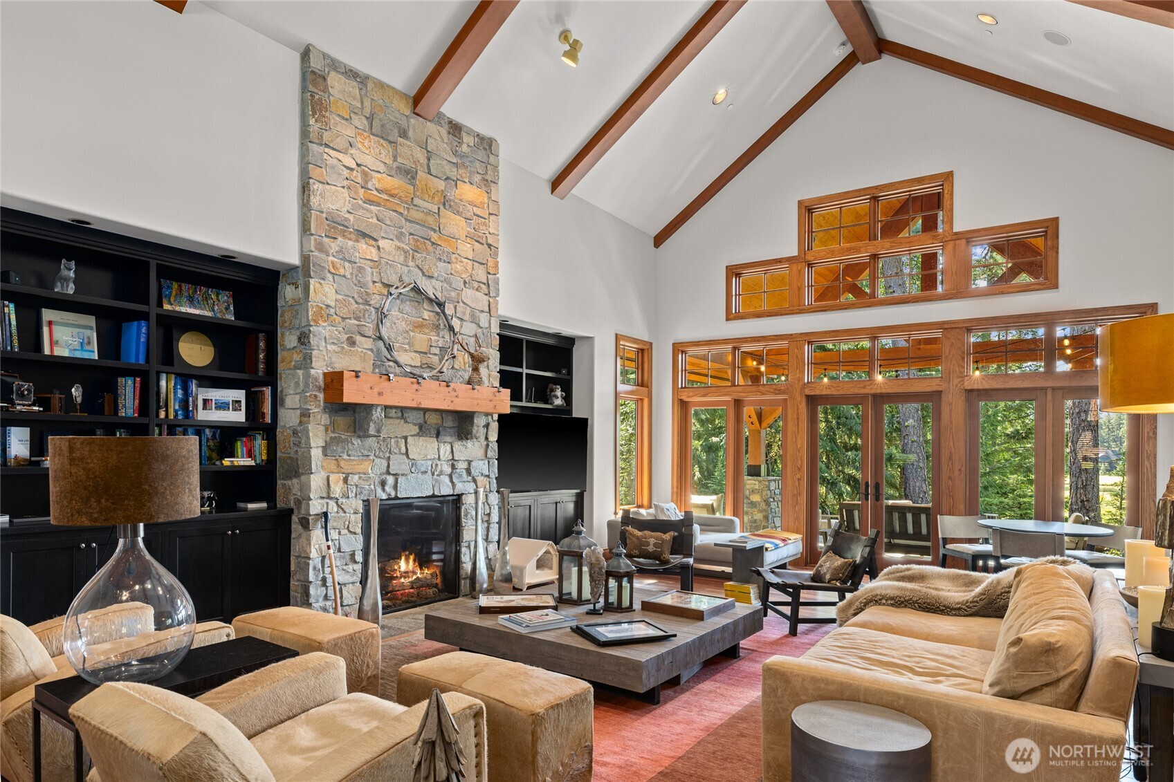 160 Bunchberry Court Property Photo 4