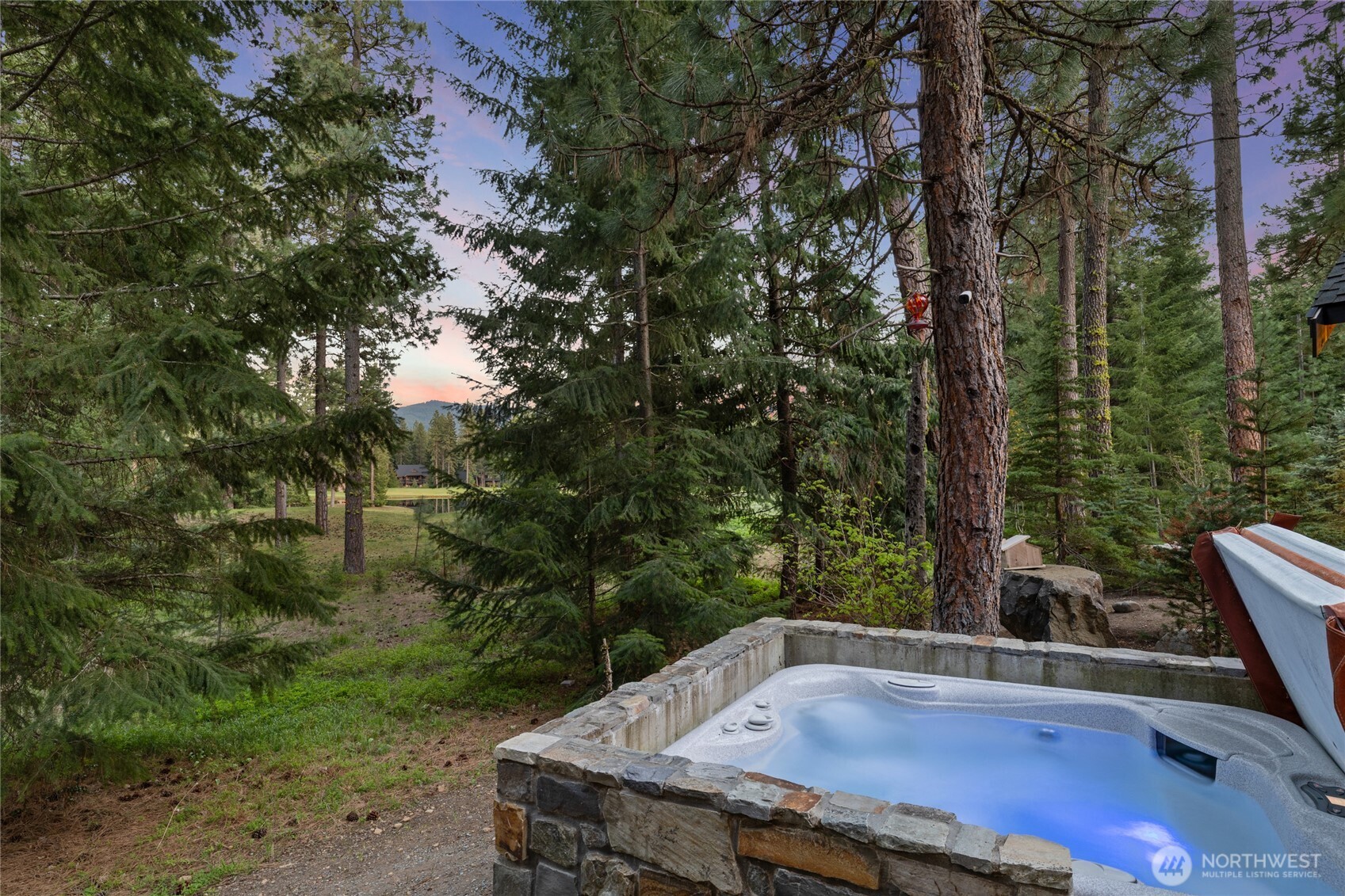 160 Bunchberry Court Property Photo 20