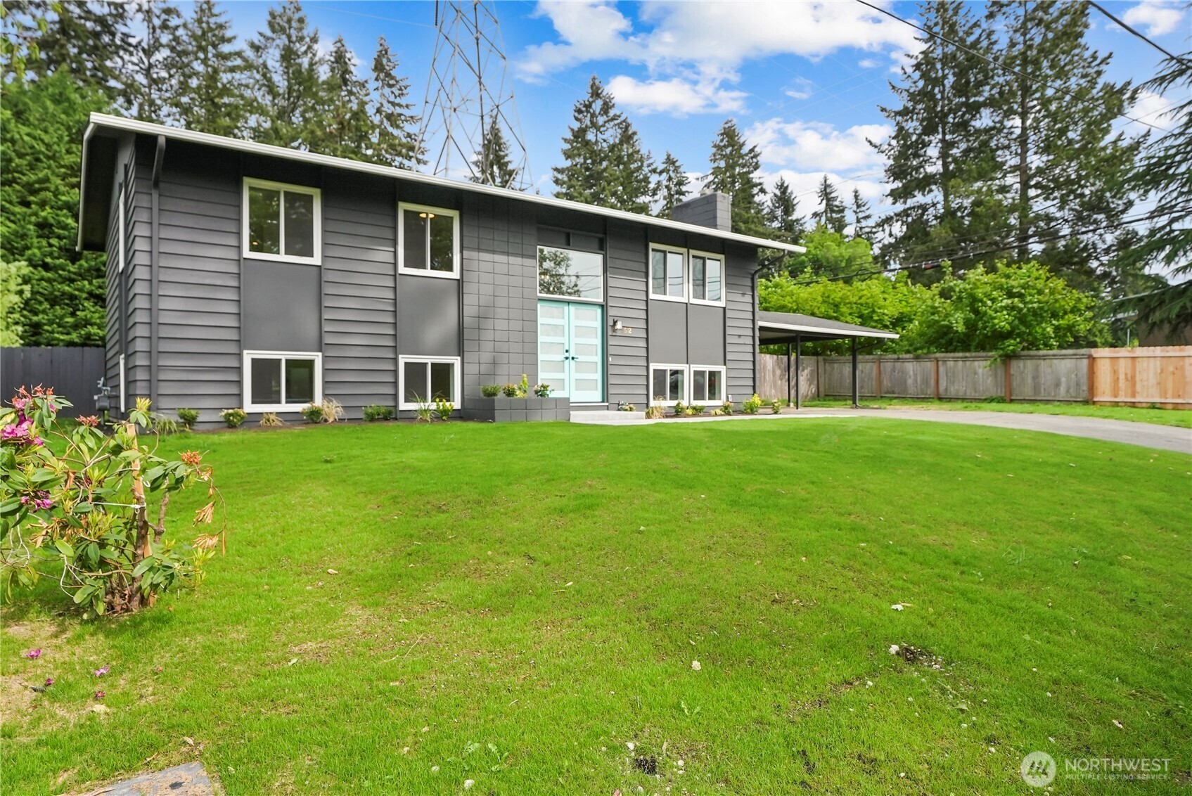 5512 123rd Avenue Property Photo 1