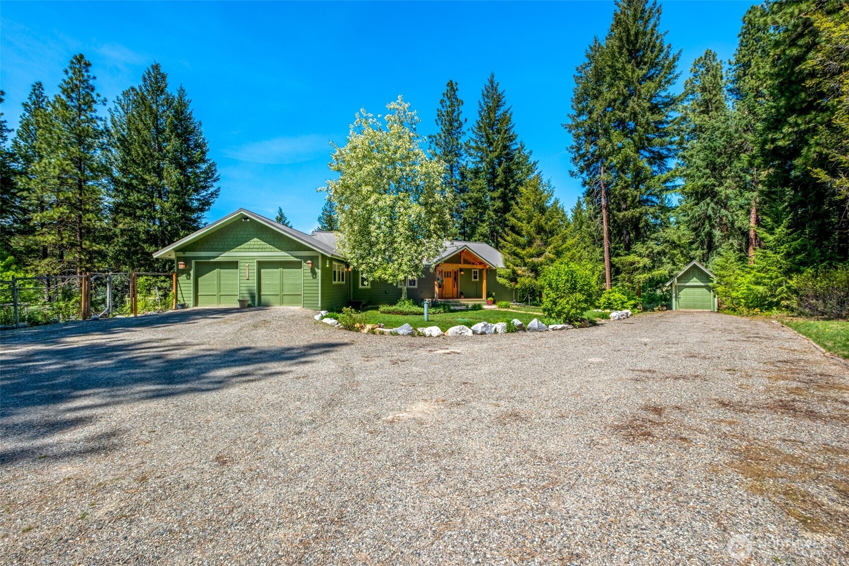 18350 Beaver Valley Road Property Photo 2