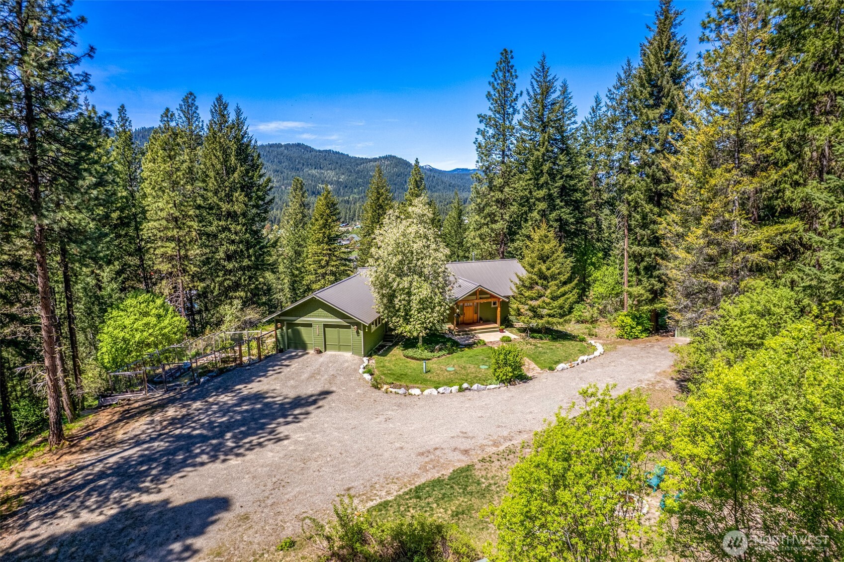 18350 Beaver Valley Road Property Photo 3