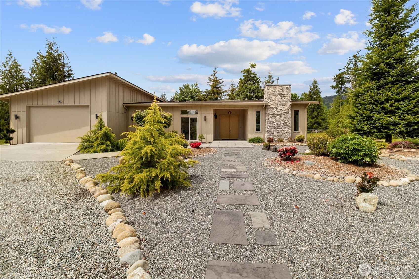 7582 Pressentin Court Property Photo